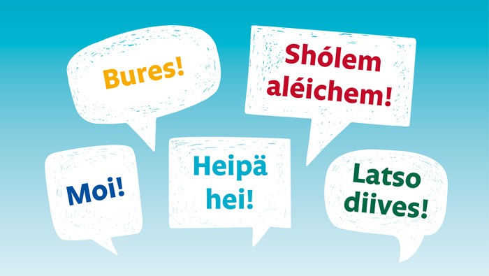 Pratbubblor med ordet hej på de olika minoritetsspråken