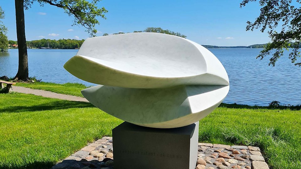 Minnesskulpturen Peace, Nabbviken Strängnäs